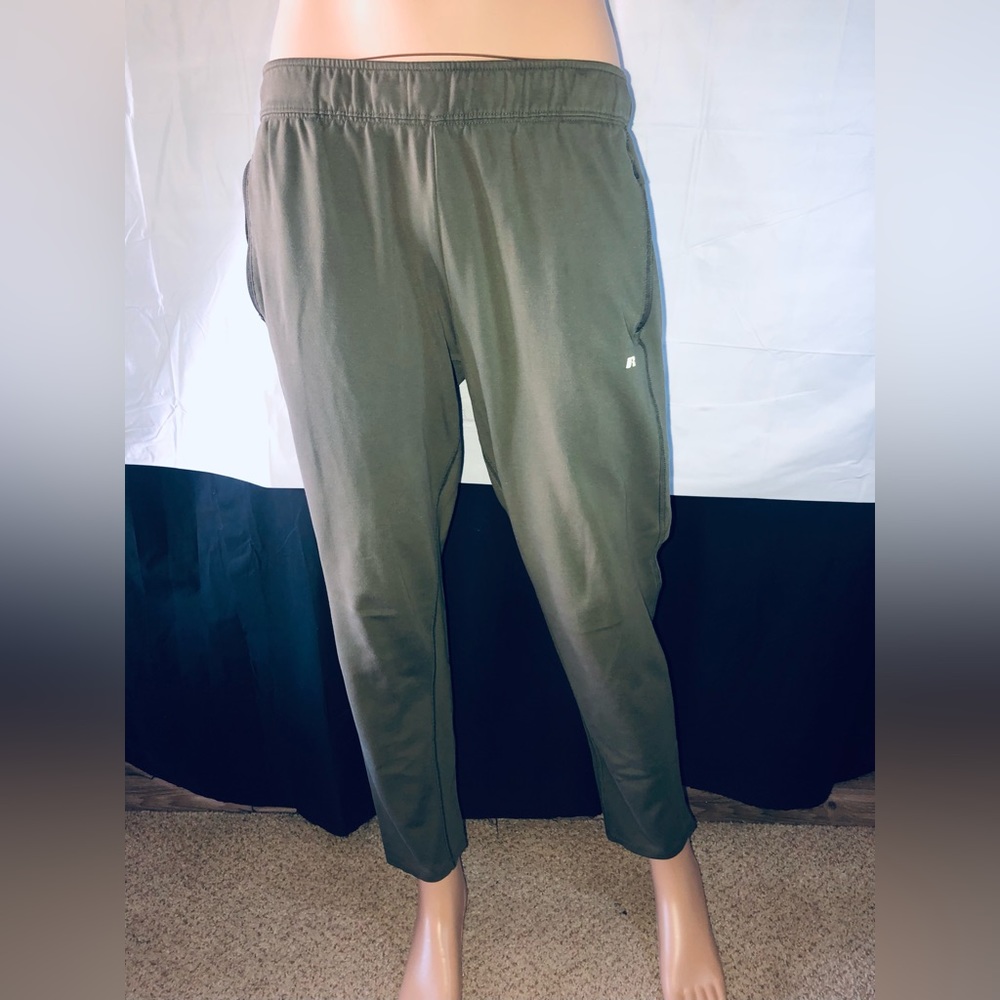 NWOT Russell lounge or sweat pants
